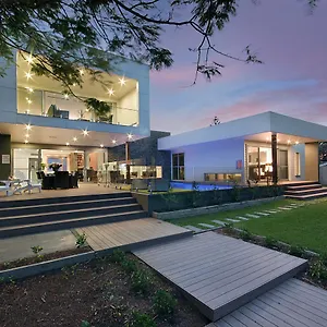 Hidden Paradise Holiday home
